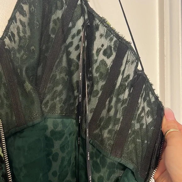 Alex Perry Corset Style Jensen Leopard Metallic Sheer Gown - Picture 10 of 13